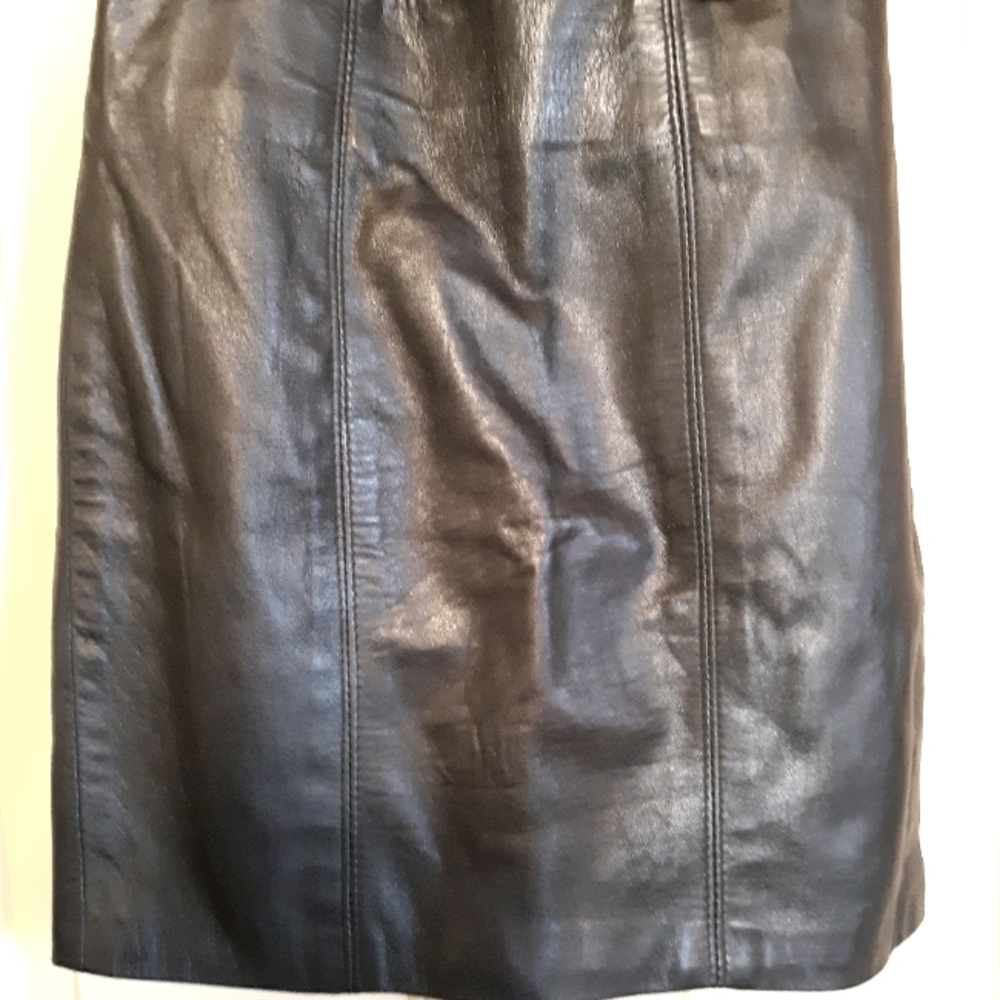 *FINALPRICE*-Leather and Suede ladies mini skirt.